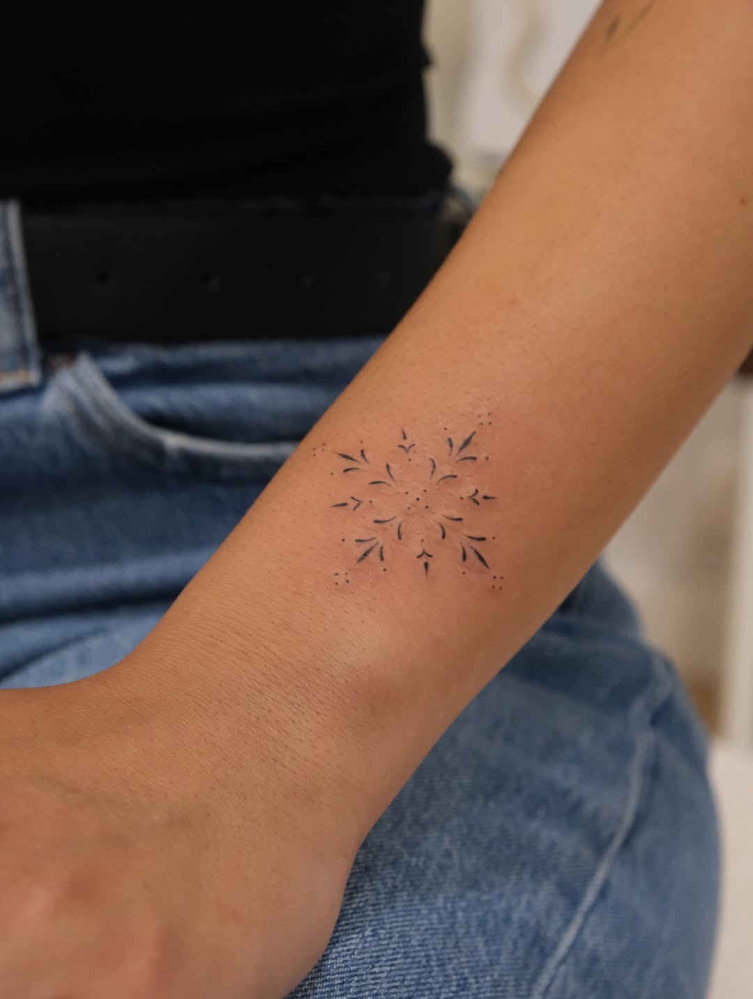 Fineline abstract tattoo